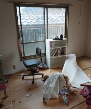 大阪府羽曳野市 N様の不用品回収作業前のご自宅の写真
