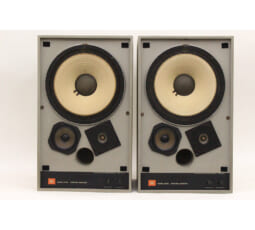 実際に不用品・廃品として買取したJBL 3Way スピーカーの写真