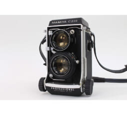 実際に不用品・廃品として買取したマミヤ 2眼レフカメラの写真
