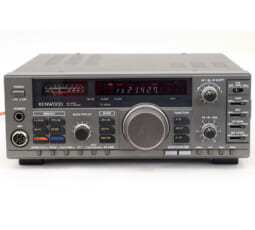 実際に不用品・廃品として買取したKENWOOD 無線機の写真
