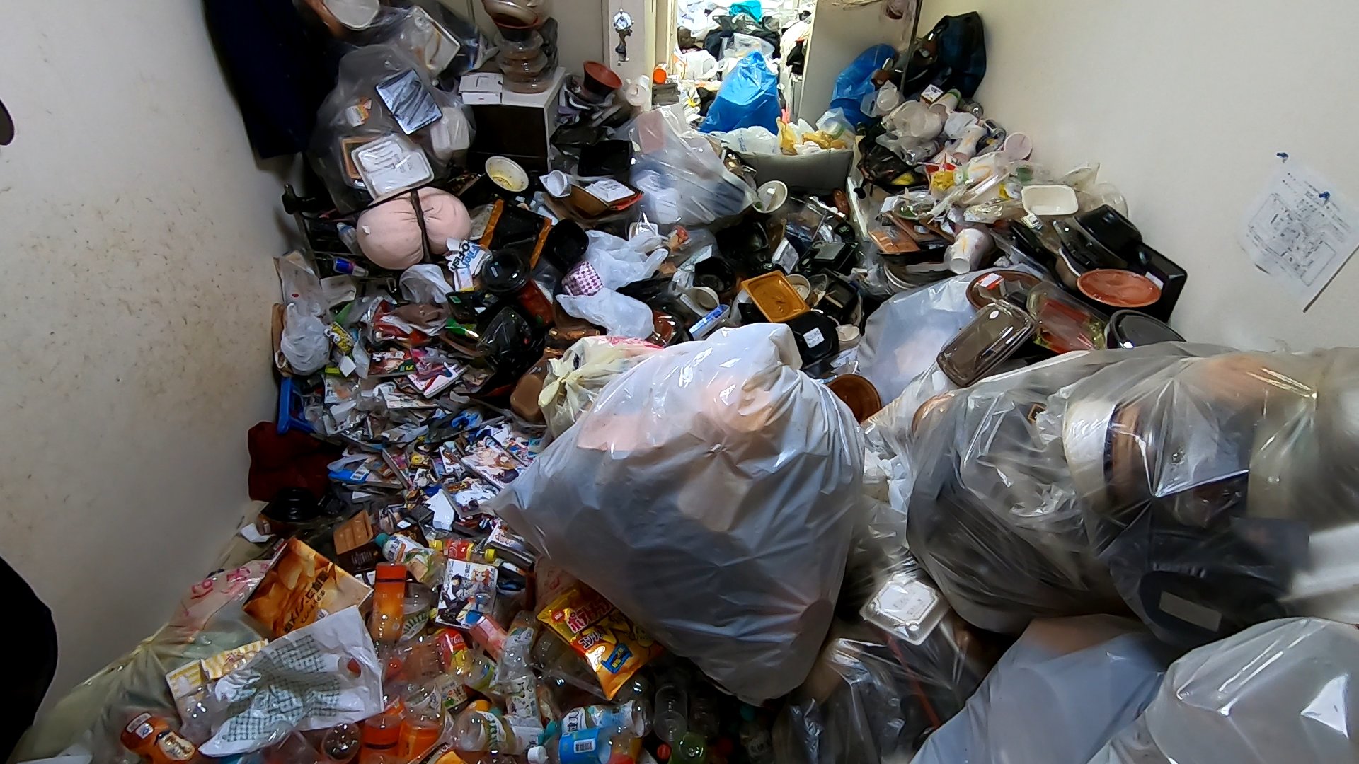 ゴミ屋敷で生活はどうしてるの？5つの視点から見える現実