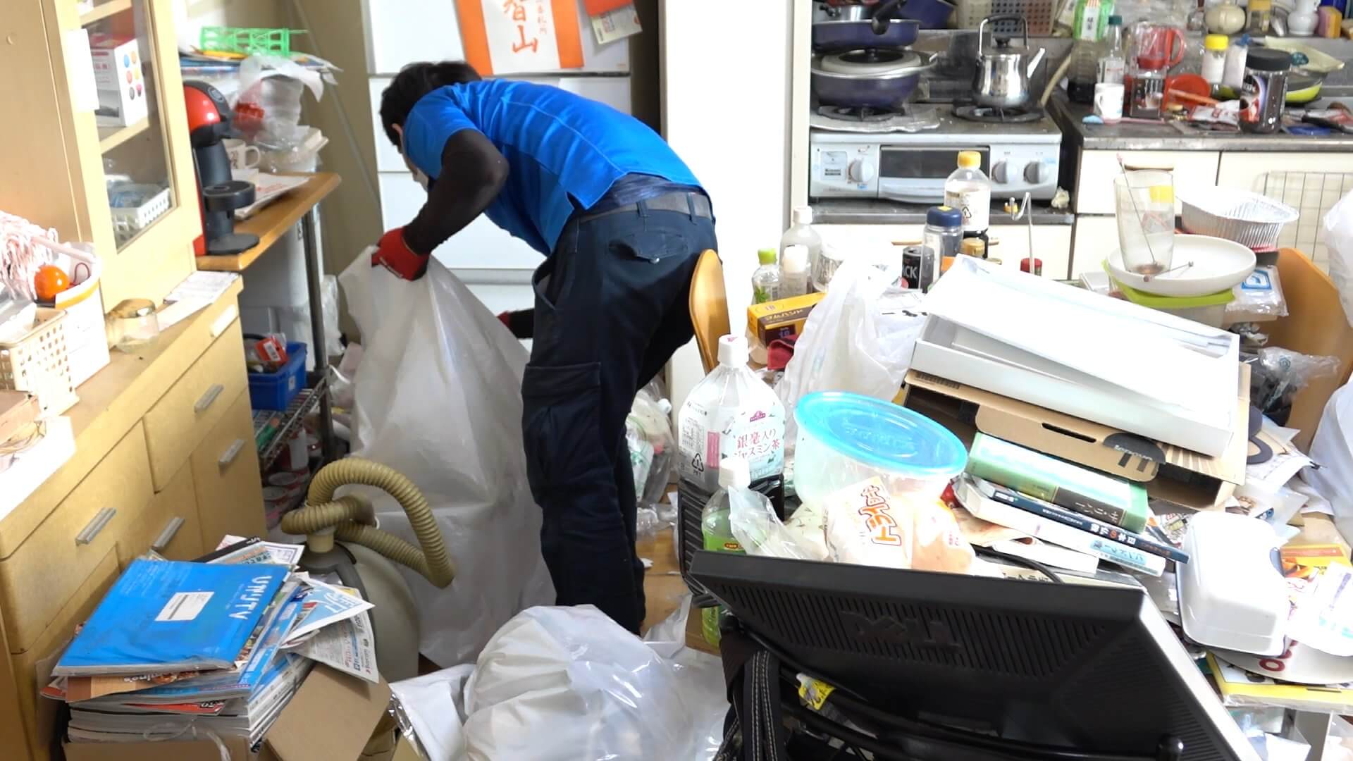 女性3DKの汚部屋片付け