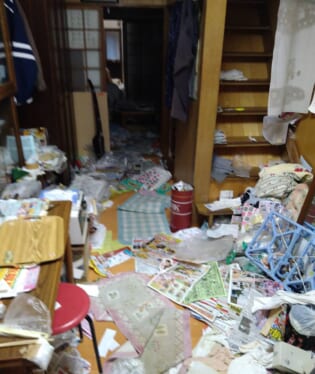 大阪府大阪市東成区 I様の不用品回収作業前のご自宅の写真