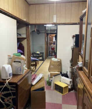 大阪府大阪市浪速区 D様の不用品回収作業前のご自宅の写真