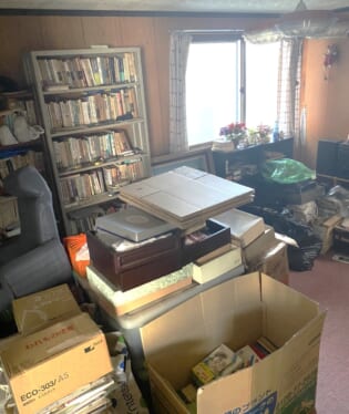 大阪府大阪市天王寺区 R様の不用品回収作業前のご自宅の写真