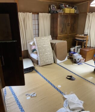 大阪府南河内郡太子町 D様の不用品回収作業前のご自宅の写真