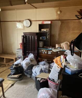 大阪府柏原市 B様の不用品回収作業前のご自宅の写真
