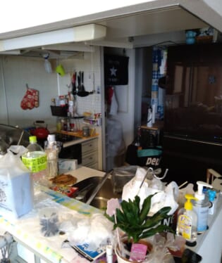 大阪府泉南郡岬町 Z様の不用品回収作業前のご自宅の写真