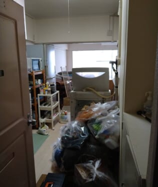 大阪府大阪市西区 R様の不用品回収作業前のご自宅の写真