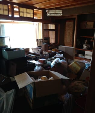 奈良県吉野郡下市町 H様の不用品回収作業前のご自宅の写真