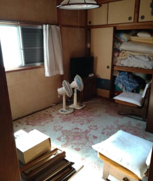 大阪府河内長野市 E様の不用品回収作業前のご自宅の写真