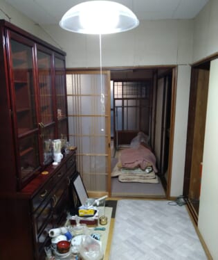 大阪府堺市南区 N様の遺品整理作業前のご自宅の写真