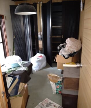 奈良県城陽市 A様の不用品回収作業前のご自宅の写真