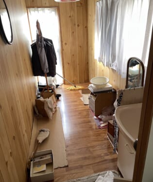 大阪府岸和田市 F様の不用品回収作業前のご自宅の写真