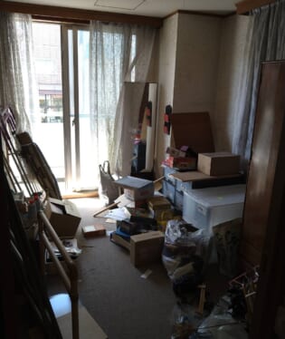 大阪府泉北郡忠岡町 B様の不用品回収作業前のご自宅の写真