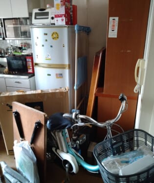 大阪府泉北郡忠岡町 K様の不用品回収作業前のご自宅の写真