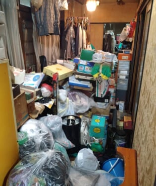 大阪府大阪市 W様のゴミ屋敷片付け前のご自宅の写真