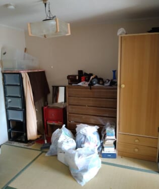大阪府泉南郡田尻町 A様の不用品回収作業前のご自宅の写真