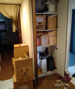 大阪府豊中市 F様の不用品回収作業前のご自宅の写真