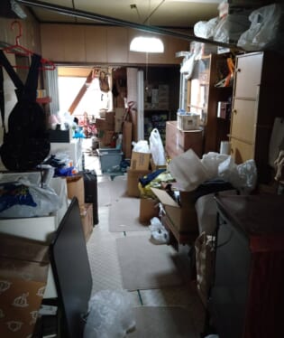 大阪府三島郡島本町 Y様の不用品回収作業前のご自宅の写真