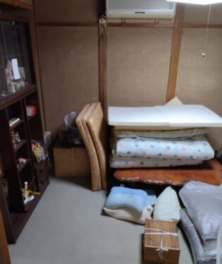 奈良県北葛城郡王寺町 D様の不用品回収作業前のご自宅の写真