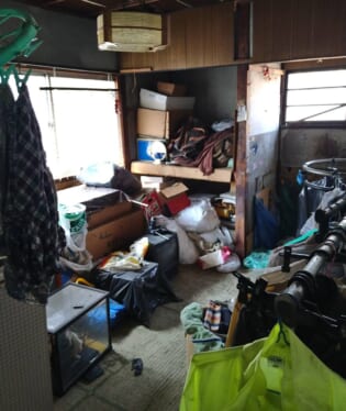京都府綴喜郡井手町 I様の不用品回収作業前のご自宅の写真