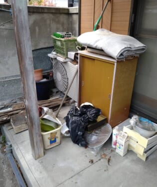 大阪府泉佐野市 K様の不用品回収作業前のご自宅の写真