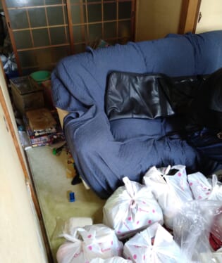 奈良県奈良市 M様の不用品回収作業前のご自宅の写真