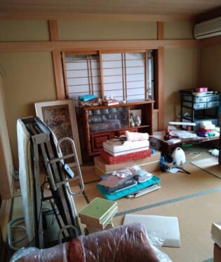 奈良県 E様の不用品回収作業前のご自宅の写真