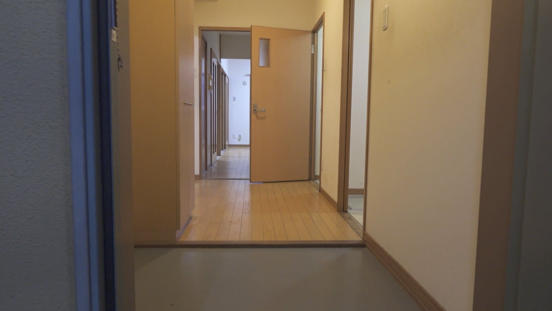 自殺現場の特殊清掃:ビフォーアフター