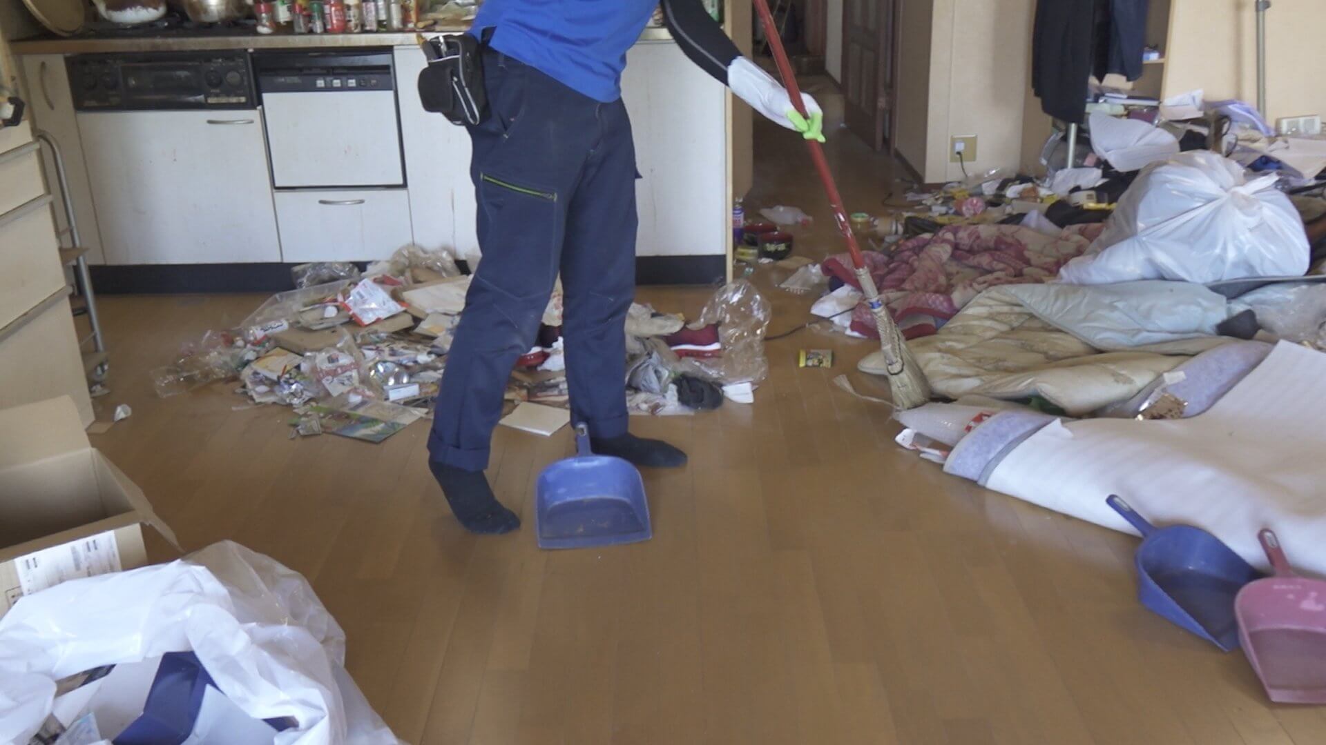 ゴミ屋敷の片付け
