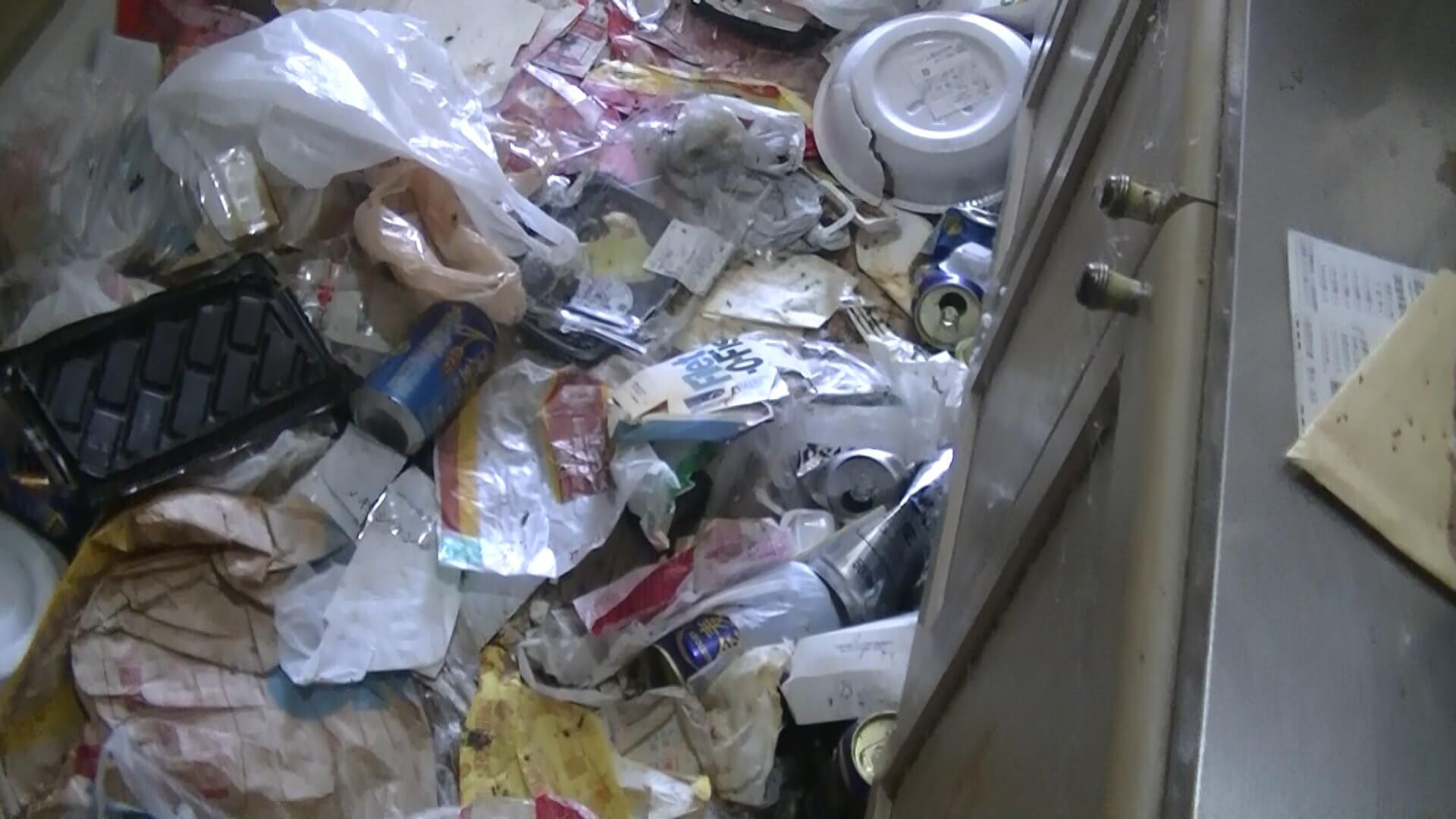 食べ残し・飲み残しのゴミ