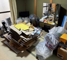 不用品回収　 作業前の写真