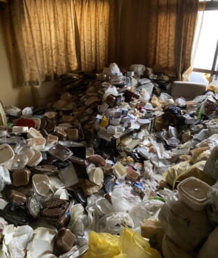 奈良 E様のゴミ屋敷片付け前のご自宅の写真
