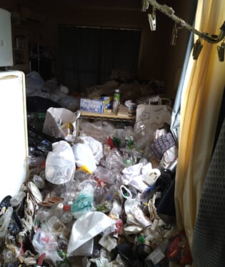 大阪 F様のゴミ屋敷片付け前のご自宅の写真