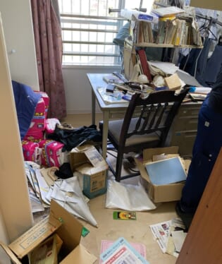 大阪府東大阪市 E様の不用品回収作業前のご自宅の写真