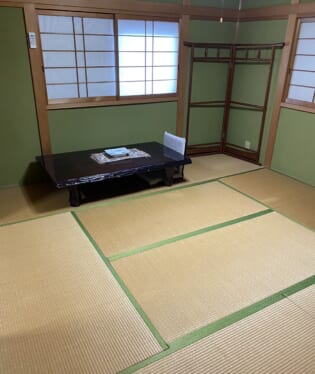大阪府高槻市 E様の不用品回収作業前のご自宅の写真