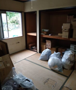 大阪府吹田市 D様の不用品回収作業前のご自宅の写真