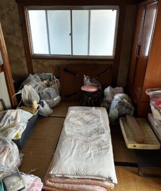 奈良県奈良市 K様の不用品回収作業前のご自宅の写真