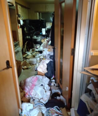大阪府枚方市 O様の不用品回収作業前のご自宅の写真
