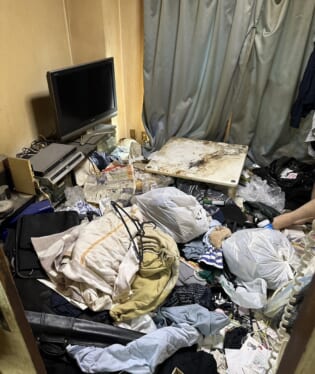 大阪府大阪市 D様のゴミ屋敷片付け前のご自宅の写真