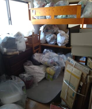 大阪府守口市 J様の不用品回収作業前のご自宅の写真