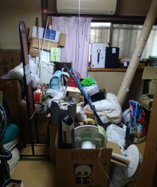 大阪府三島郡島本町 W様の不用品回収作業前のご自宅の写真