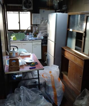 大阪府大阪市阿倍野区 I様の不用品回収作業前のご自宅の写真