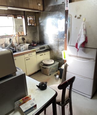 大阪府豊中市 J様の遺品整理作業前のご自宅の写真