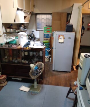 大阪府泉南市 W様の遺品整理作業前のご自宅の写真
