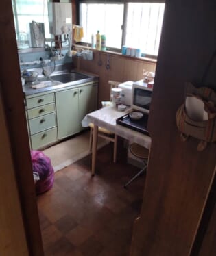 大阪府岸和田市 W様の不用品回収作業前のご自宅の写真