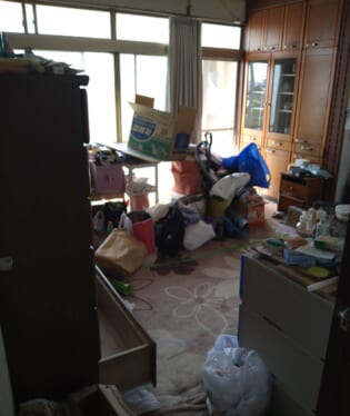 大阪府池田市 T様の不用品回収作業前のご自宅の写真