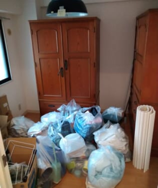 奈良県奈良市 Y様の不用品回収作業前のご自宅の写真