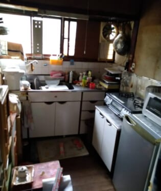 奈良県大和高田市 G様の不用品回収作業前のご自宅の写真